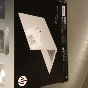 Touch screen laptop 14 in 2 in 1